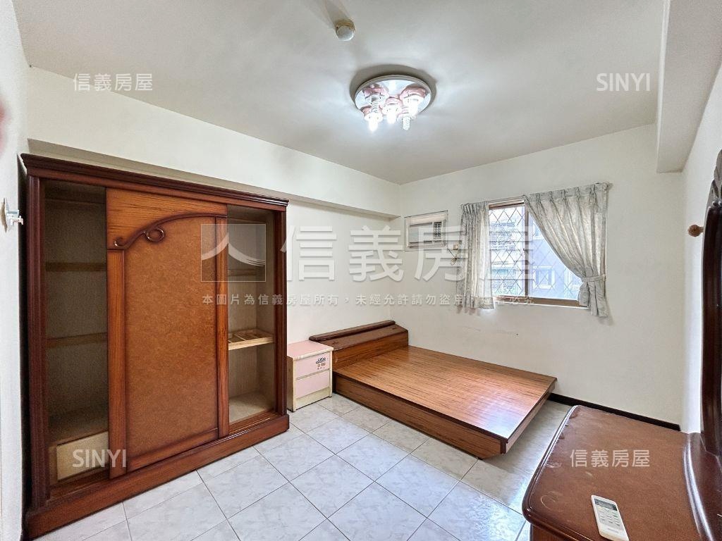 新宿谷溫馨三房房屋室內格局與周邊環境