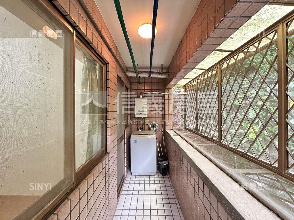 新宿谷溫馨三房房屋室內格局與周邊環境