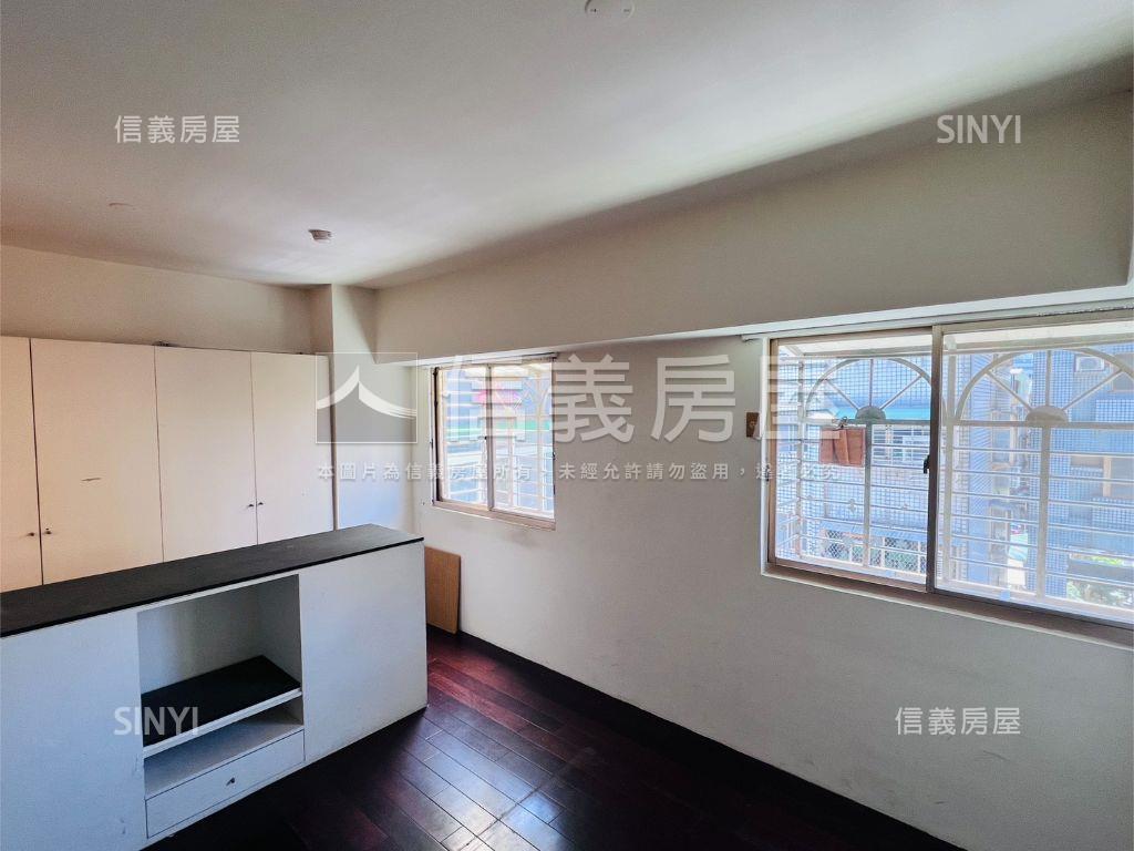 頂溪稀有低公設邊間大兩房房屋室內格局與周邊環境