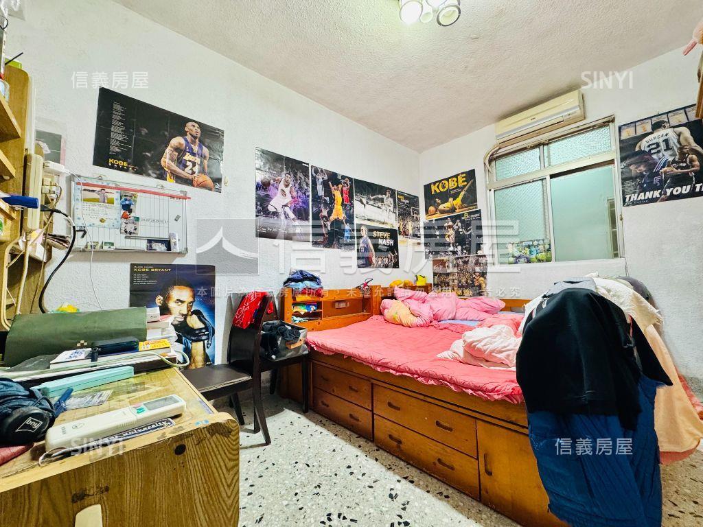 近捷運豪華都更題材一樓房屋室內格局與周邊環境