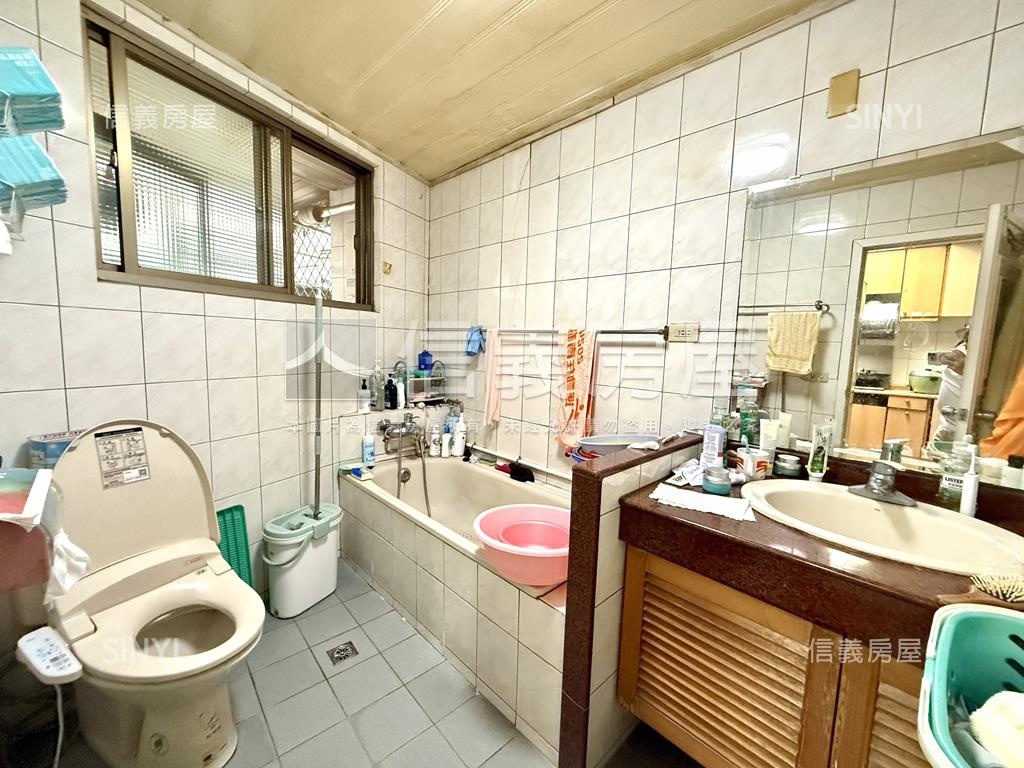 ☆明德捷運經典整棟美屋房屋室內格局與周邊環境