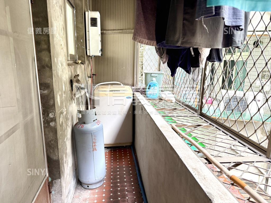 ☆明德捷運經典整棟美屋房屋室內格局與周邊環境