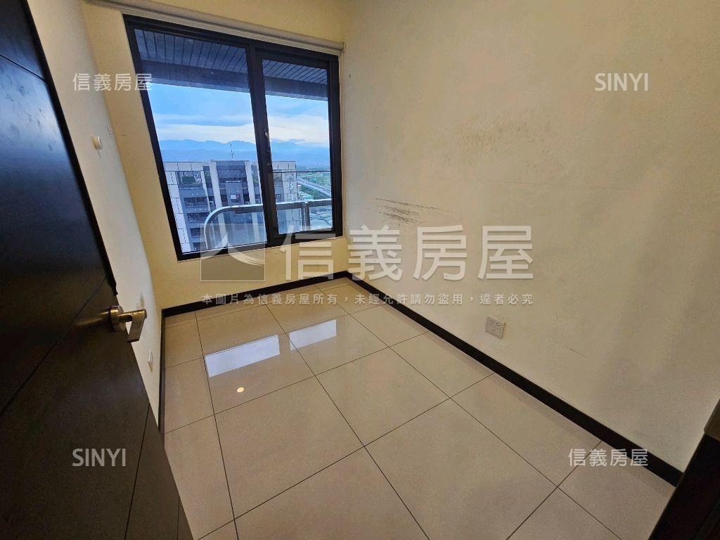 【翔譽天心】三房附車位房屋室內格局與周邊環境