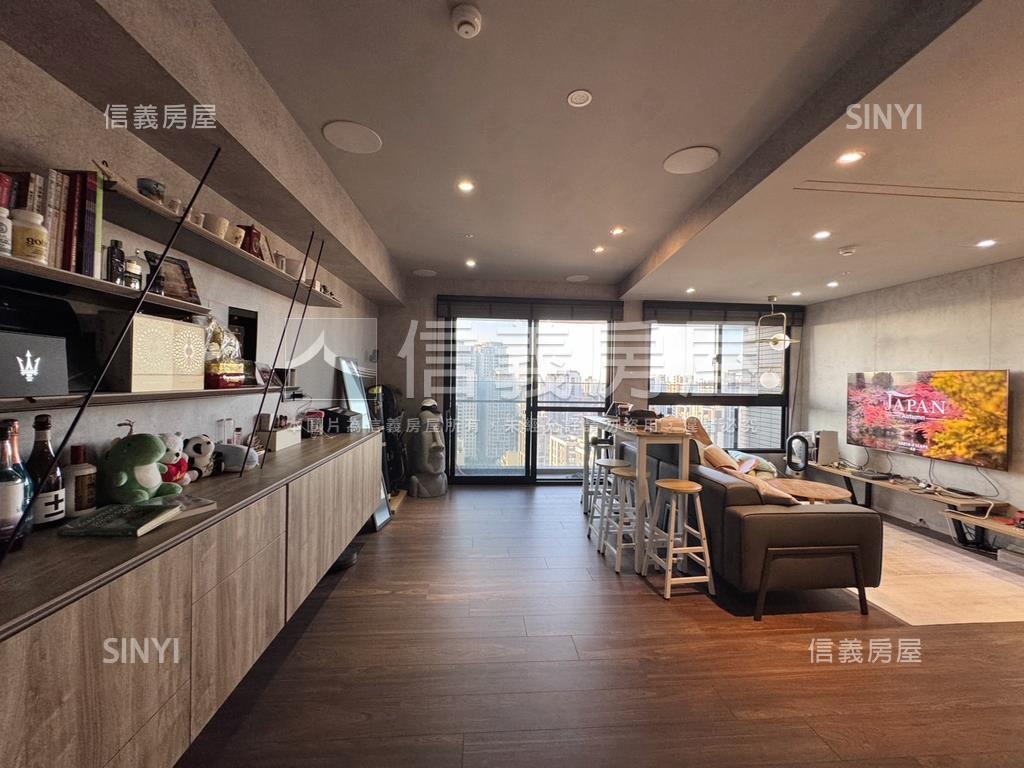 遼闊視野精美裝潢雙學苑房屋室內格局與周邊環境