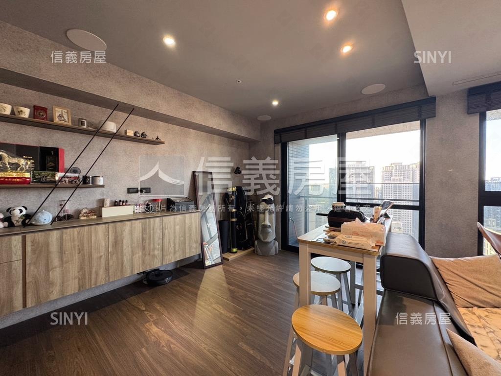 遼闊視野精美裝潢雙學苑房屋室內格局與周邊環境