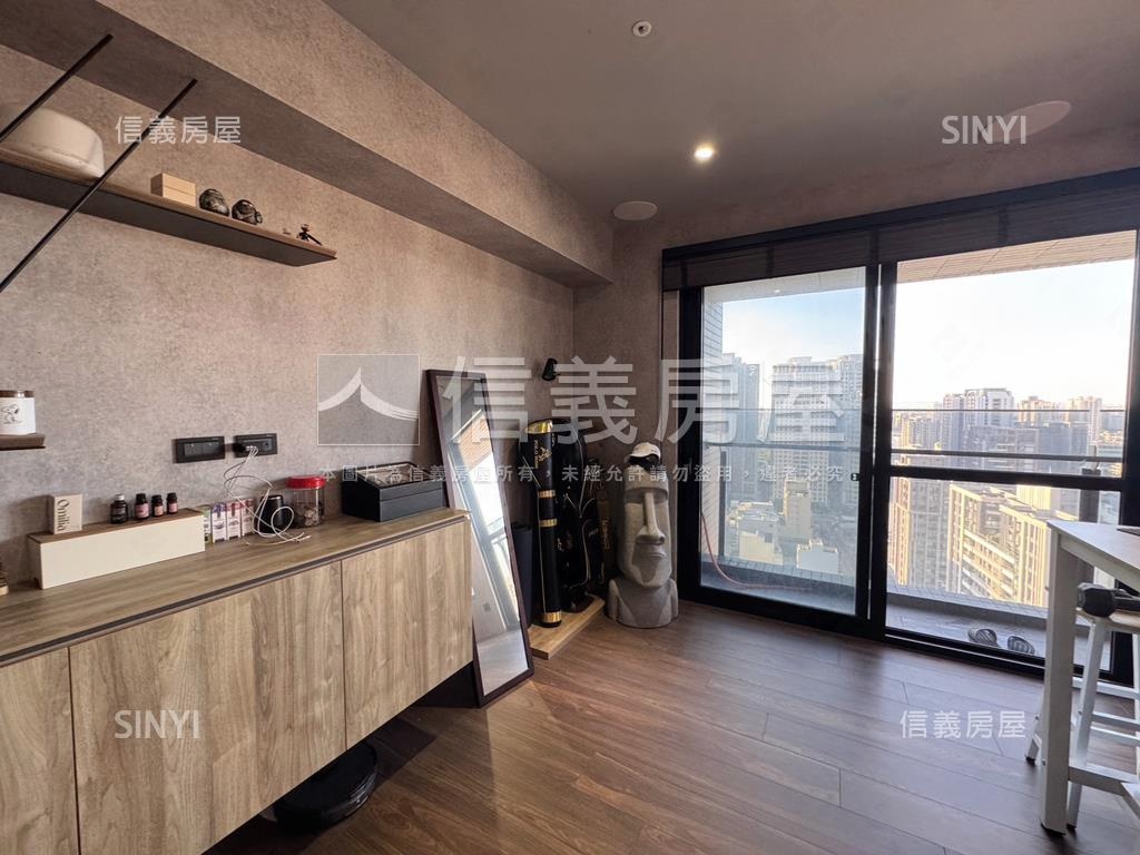 遼闊視野精美裝潢雙學苑房屋室內格局與周邊環境