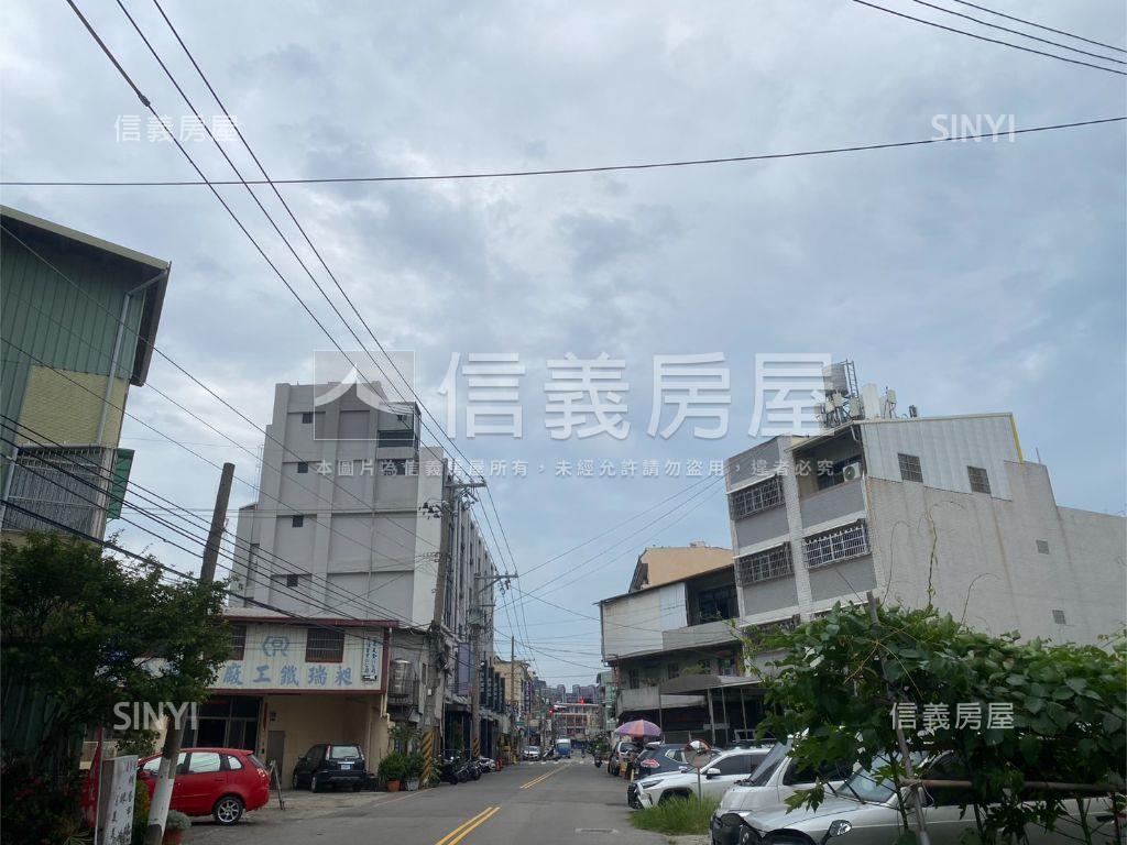 振福路金三角土地可當店面房屋室內格局與周邊環境