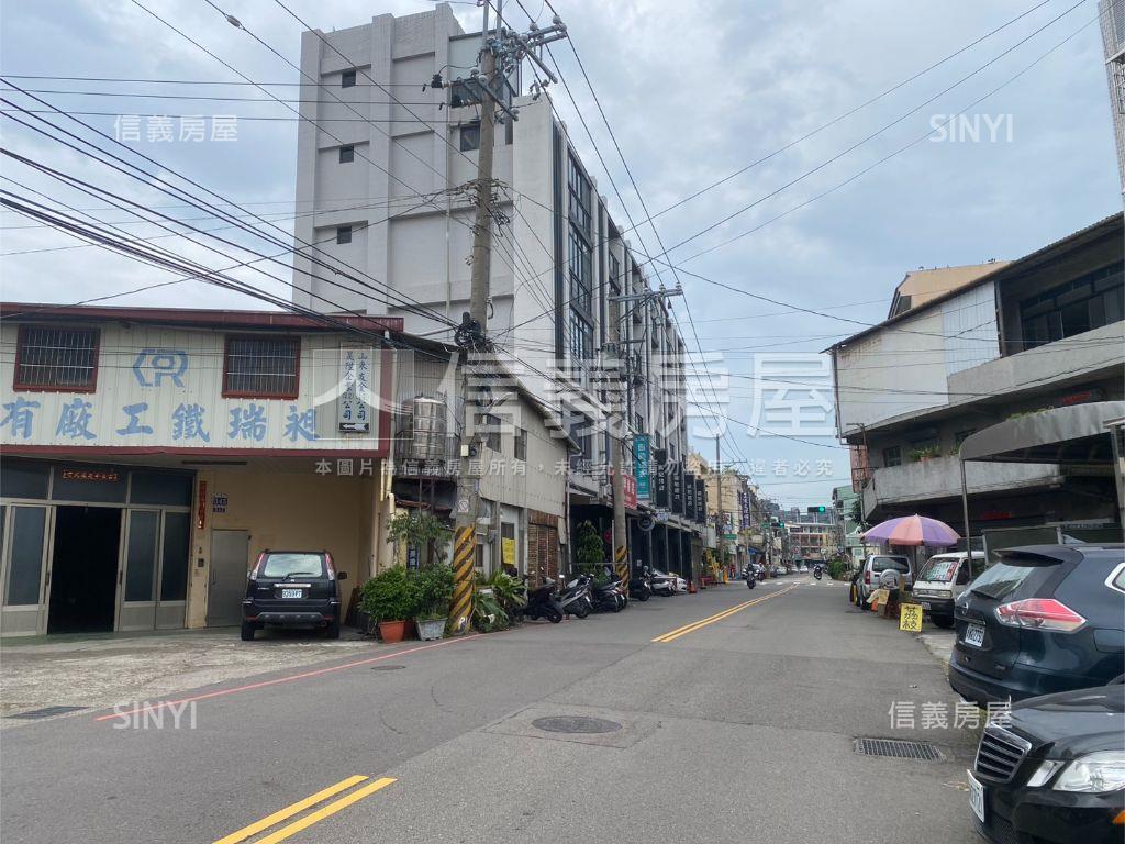 振福路金三角土地可當店面房屋室內格局與周邊環境