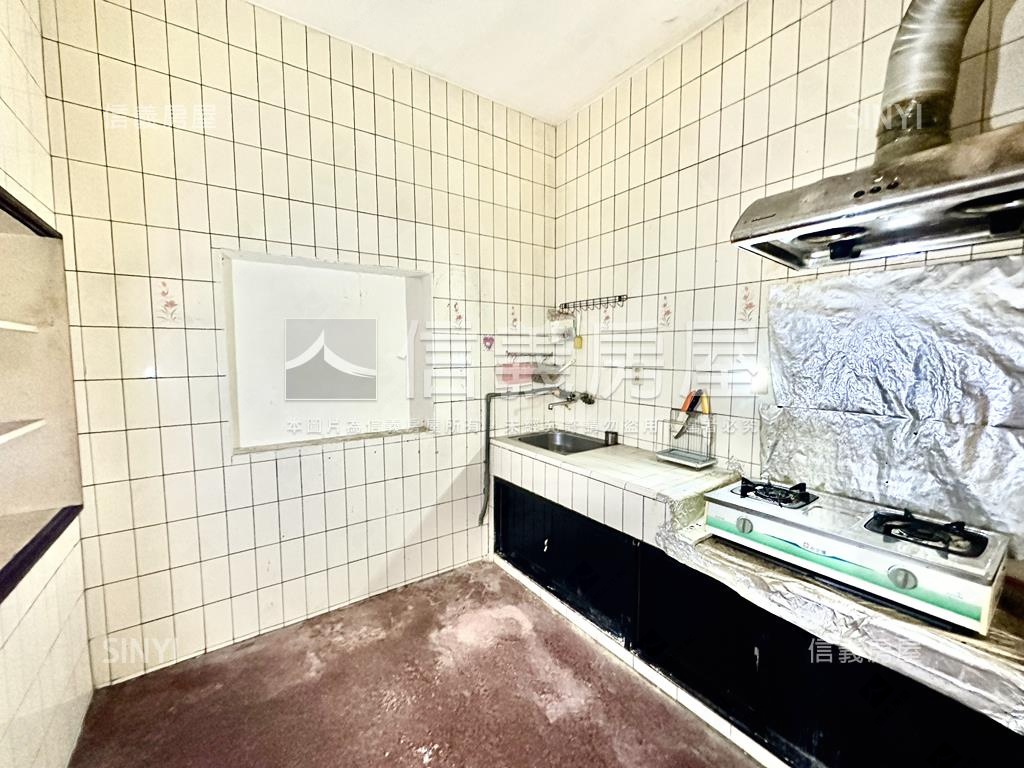 稀有釋出美崙街公寓二樓房屋室內格局與周邊環境