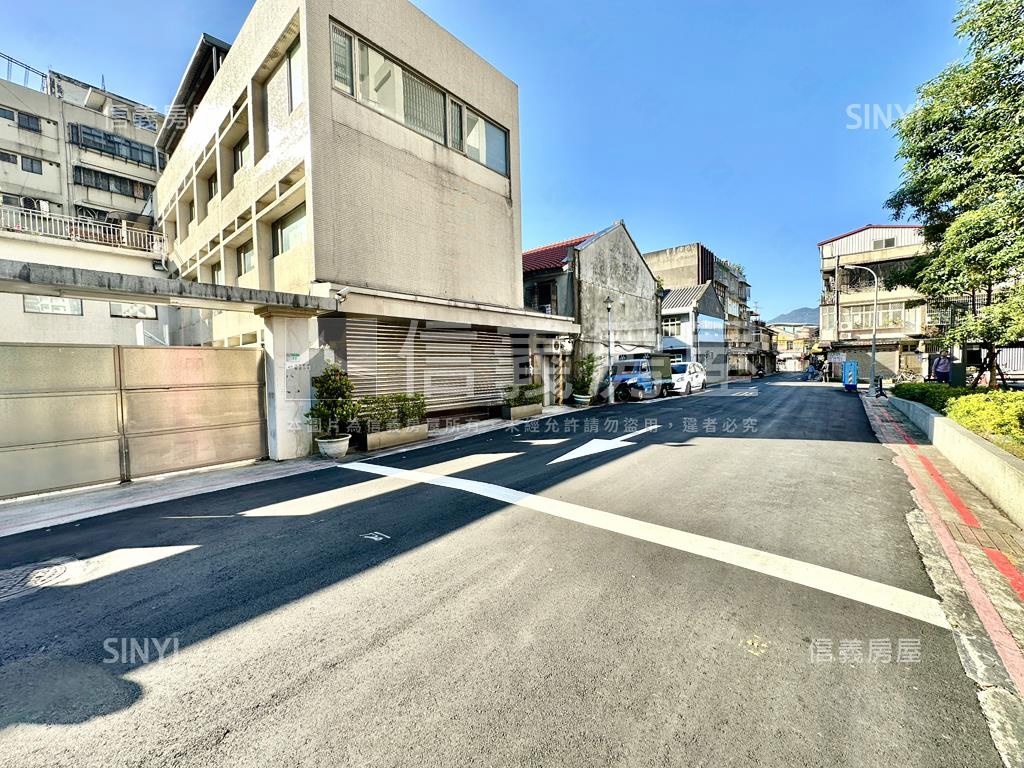 稀有釋出美崙街公寓二樓房屋室內格局與周邊環境