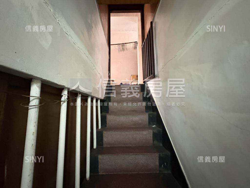 曉陽靜巷美透天房屋室內格局與周邊環境