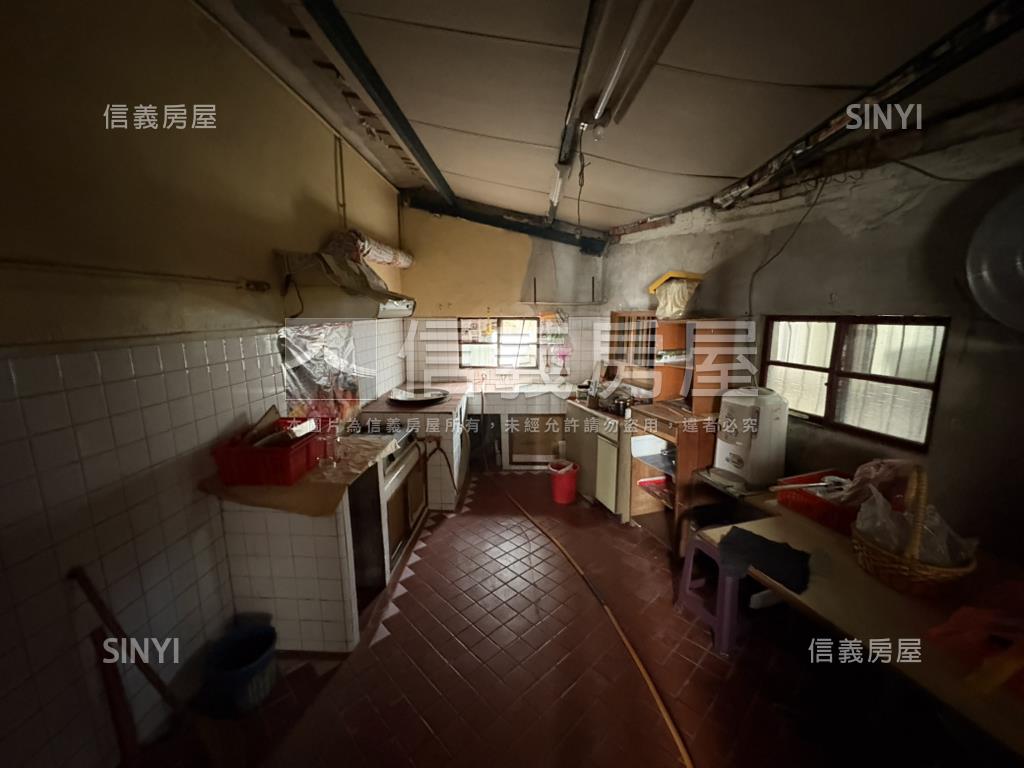 曉陽靜巷美透天房屋室內格局與周邊環境