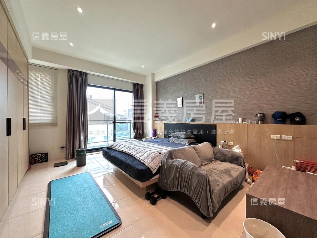 浪人的家．輕屋齡朝南車庫房屋室內格局與周邊環境