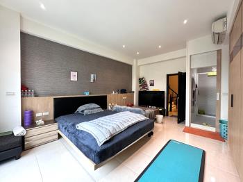 浪人的家．輕屋齡朝南車庫