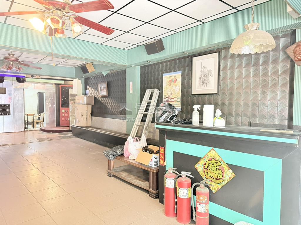 西門町精華店辦房屋室內格局與周邊環境