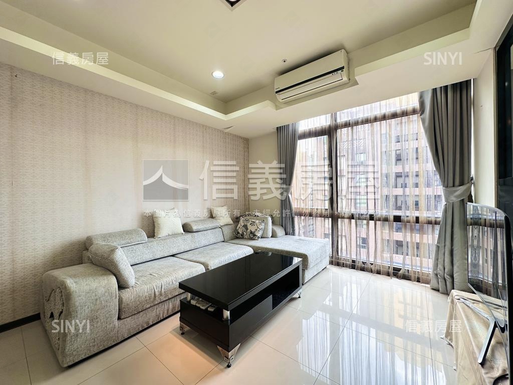 哈佛。晴光天境。三房車位房屋室內格局與周邊環境