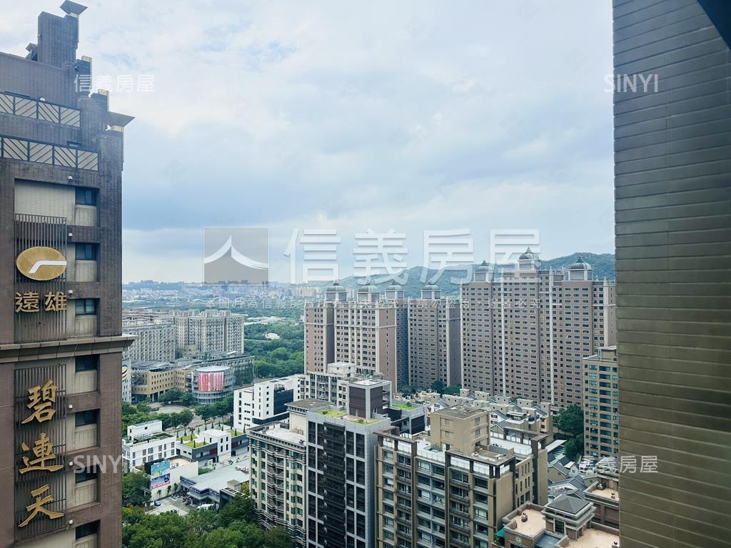 哈佛。晴光天境。三房車位房屋室內格局與周邊環境