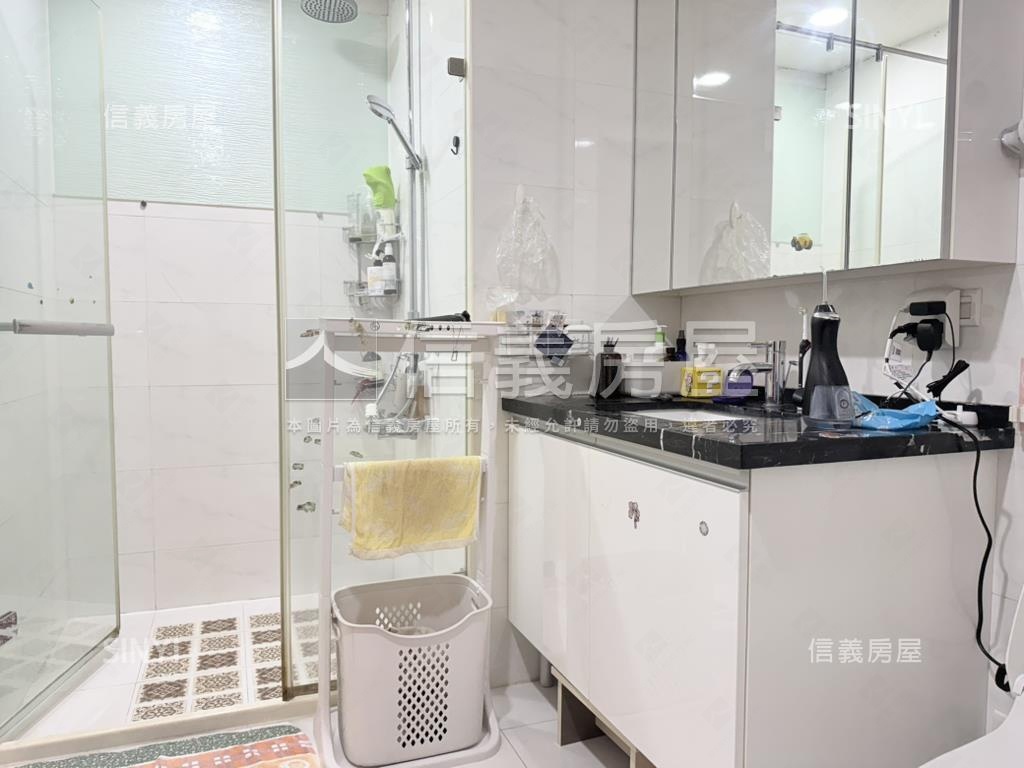 國鼎‧三房車位花園豪邸房屋室內格局與周邊環境