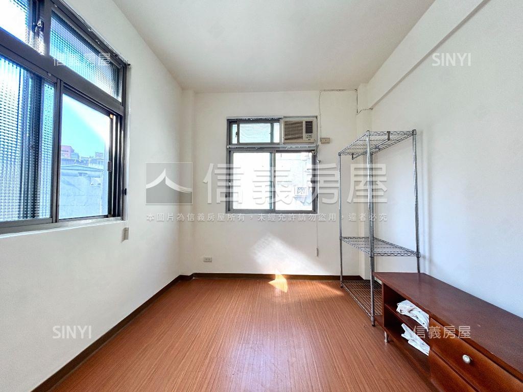 六張犁捷運邊間頂加房屋室內格局與周邊環境