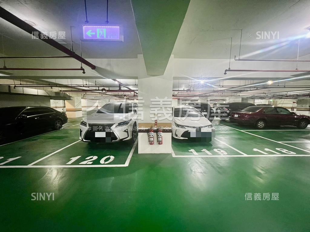稀有邊間環球世貿面１０１房屋室內格局與周邊環境