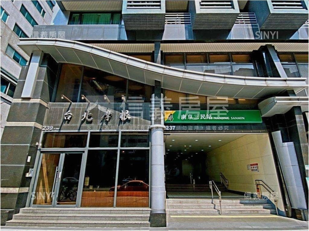 共構到站即家稀有平面車位房屋室內格局與周邊環境