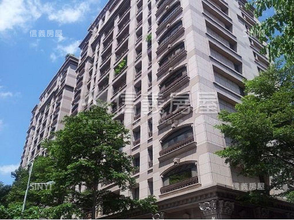 圓頂世紀館★珍藏美邸房屋室內格局與周邊環境