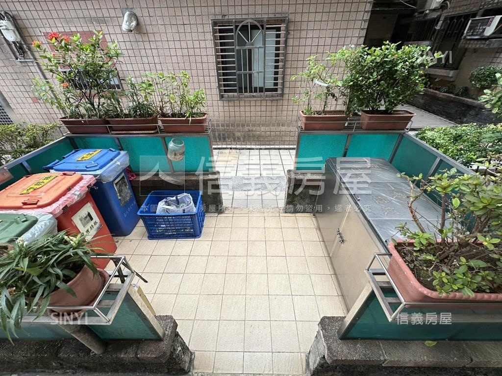 華廈方正大空間★書香世家房屋室內格局與周邊環境
