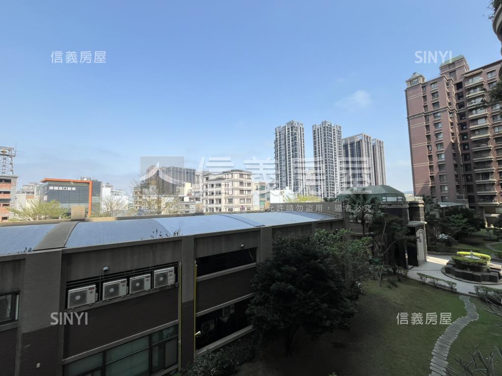 稀有挪威森林３房＋３車位房屋室內格局與周邊環境