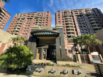 挪威森林３房＋３車位