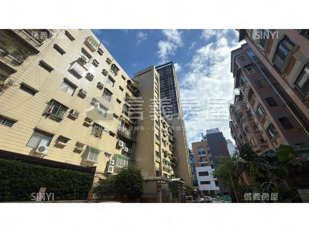 科技捷運台銀華廈有車位停房屋室內格局與周邊環境