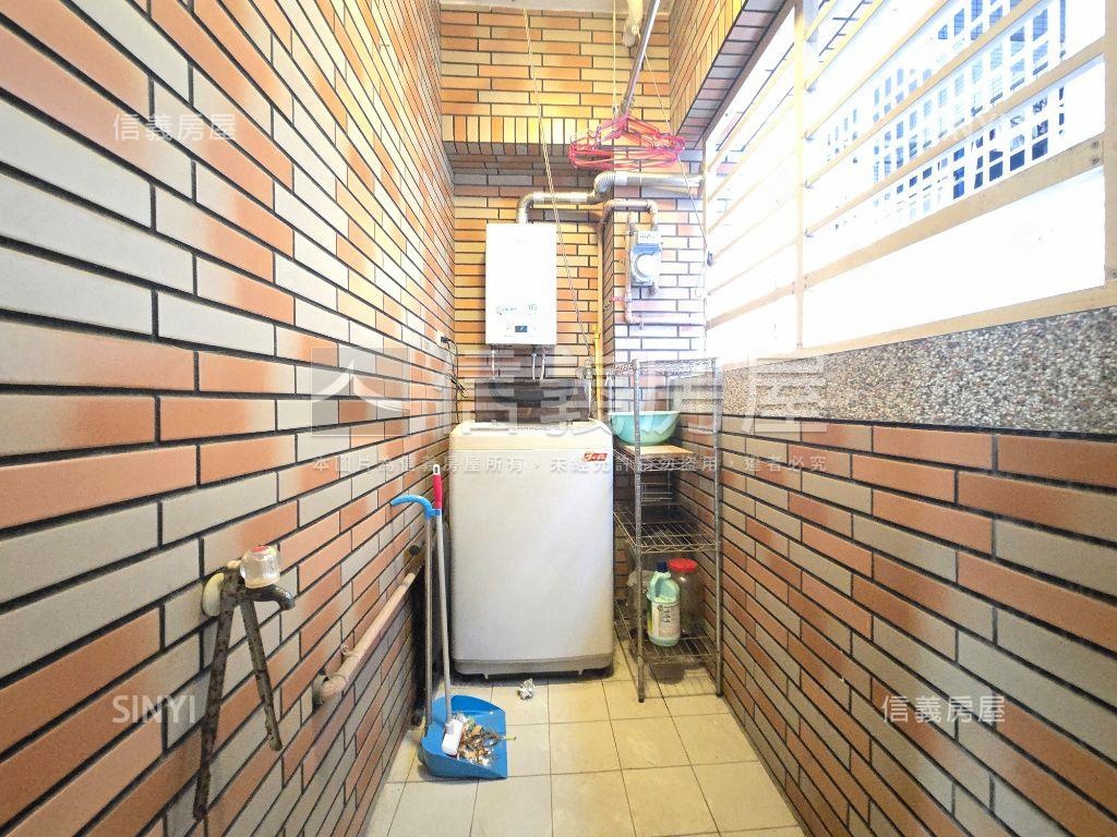 陽明學區公園旁質感大兩房房屋室內格局與周邊環境