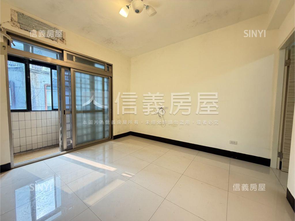 寶藏好屋！近捷運４Ｆ頂加房屋室內格局與周邊環境