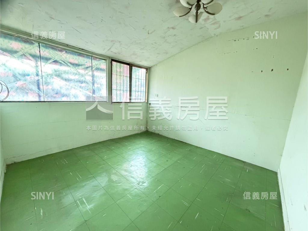 寶藏好屋！近捷運４Ｆ頂加房屋室內格局與周邊環境