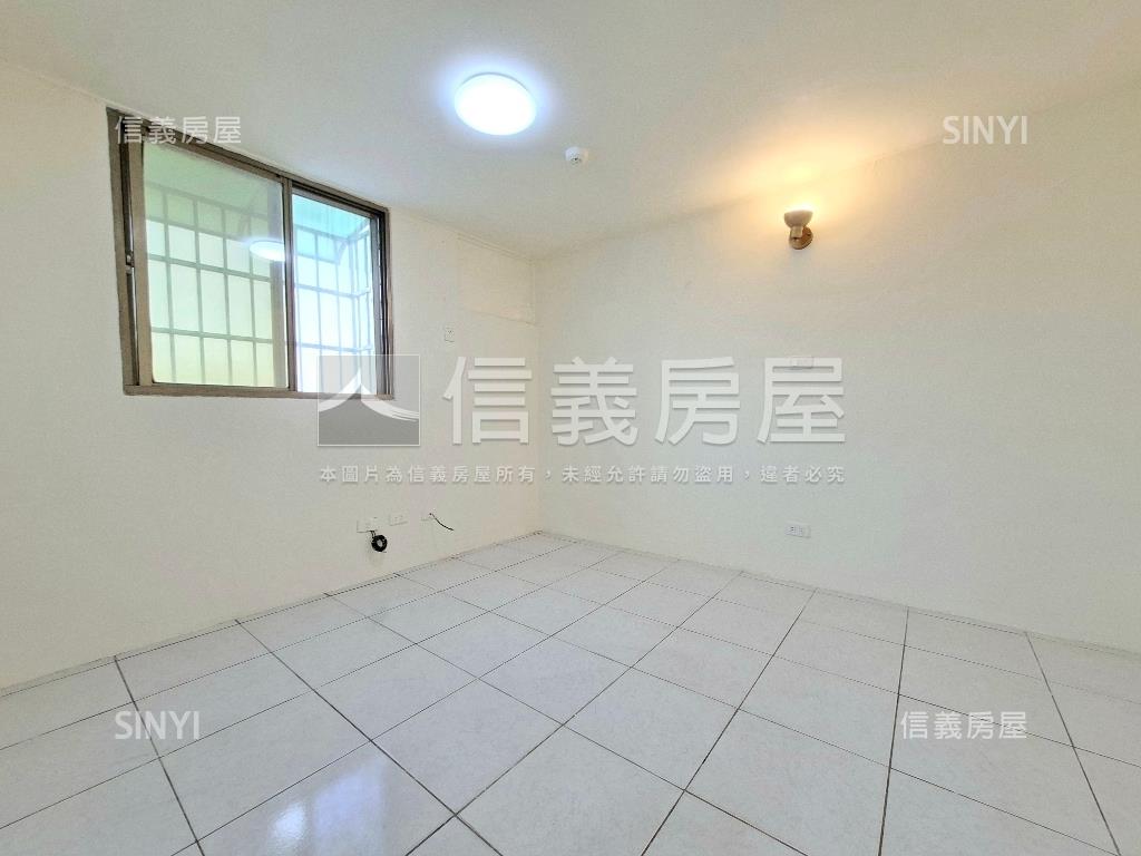 歸仁圓環市心｜雲景美兩房房屋室內格局與周邊環境