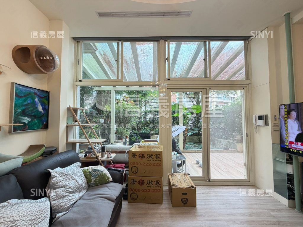 專任‧拉斐爾挑高花園房屋室內格局與周邊環境