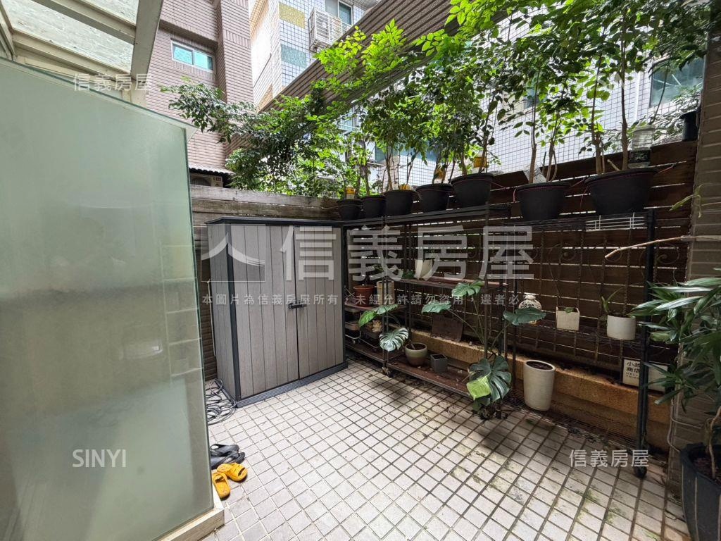 專任‧拉斐爾挑高花園房屋室內格局與周邊環境