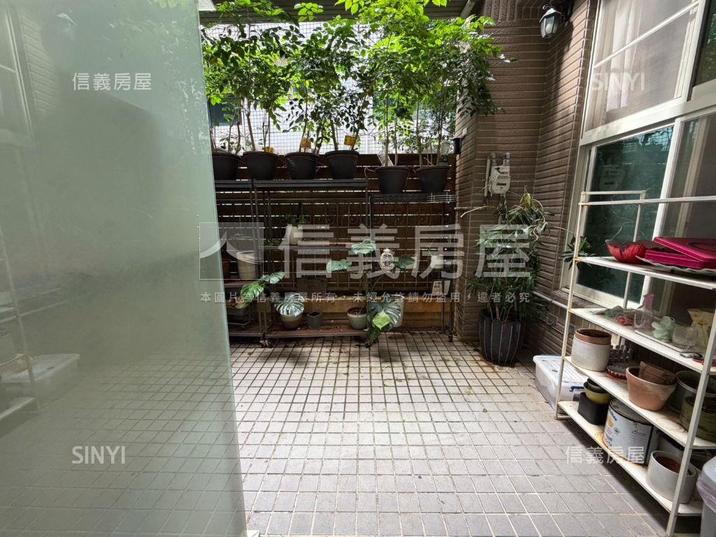 專任‧拉斐爾挑高花園房屋室內格局與周邊環境