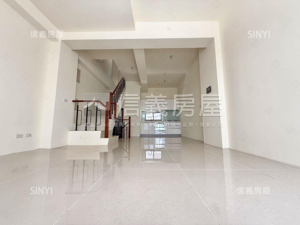 沙鹿鴻墅林全新未住美別墅房屋室內格局與周邊環境