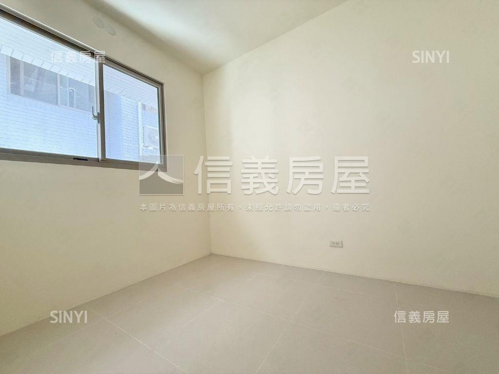 沙鹿鴻墅林全新未住美別墅房屋室內格局與周邊環境