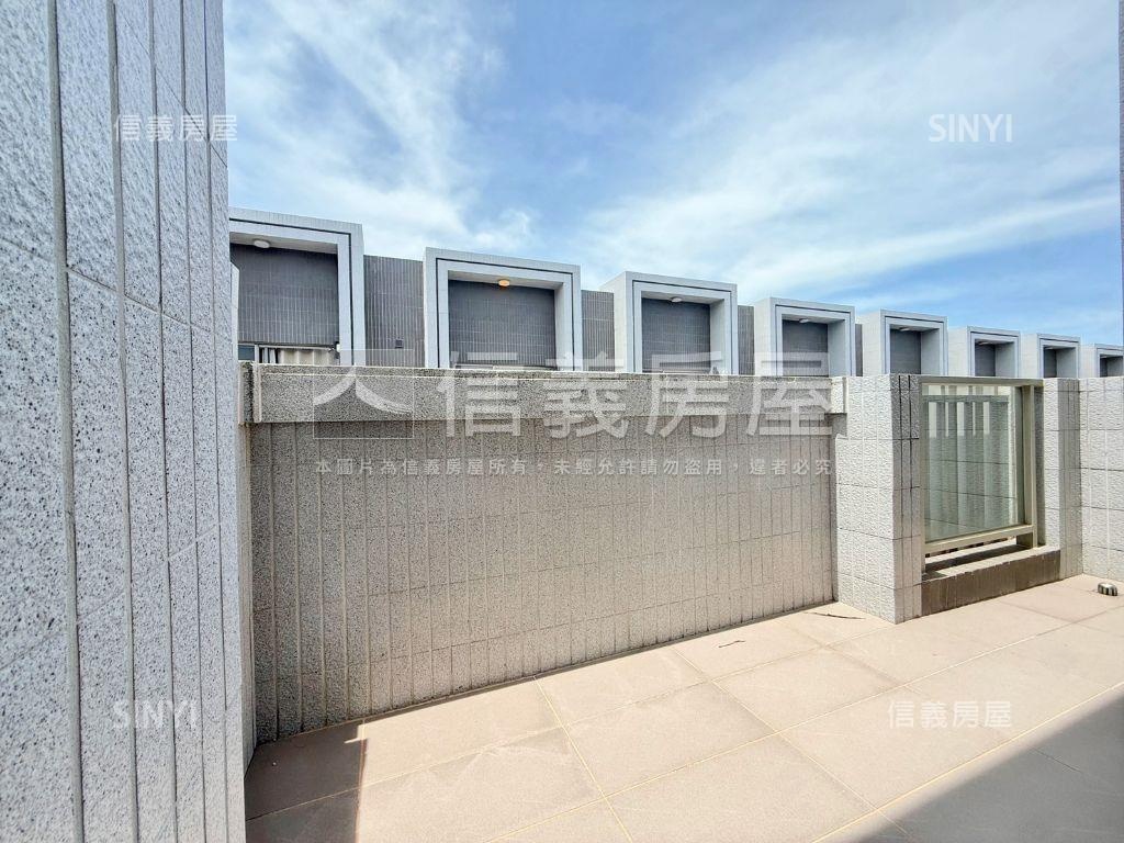 沙鹿鴻墅林全新未住美別墅房屋室內格局與周邊環境