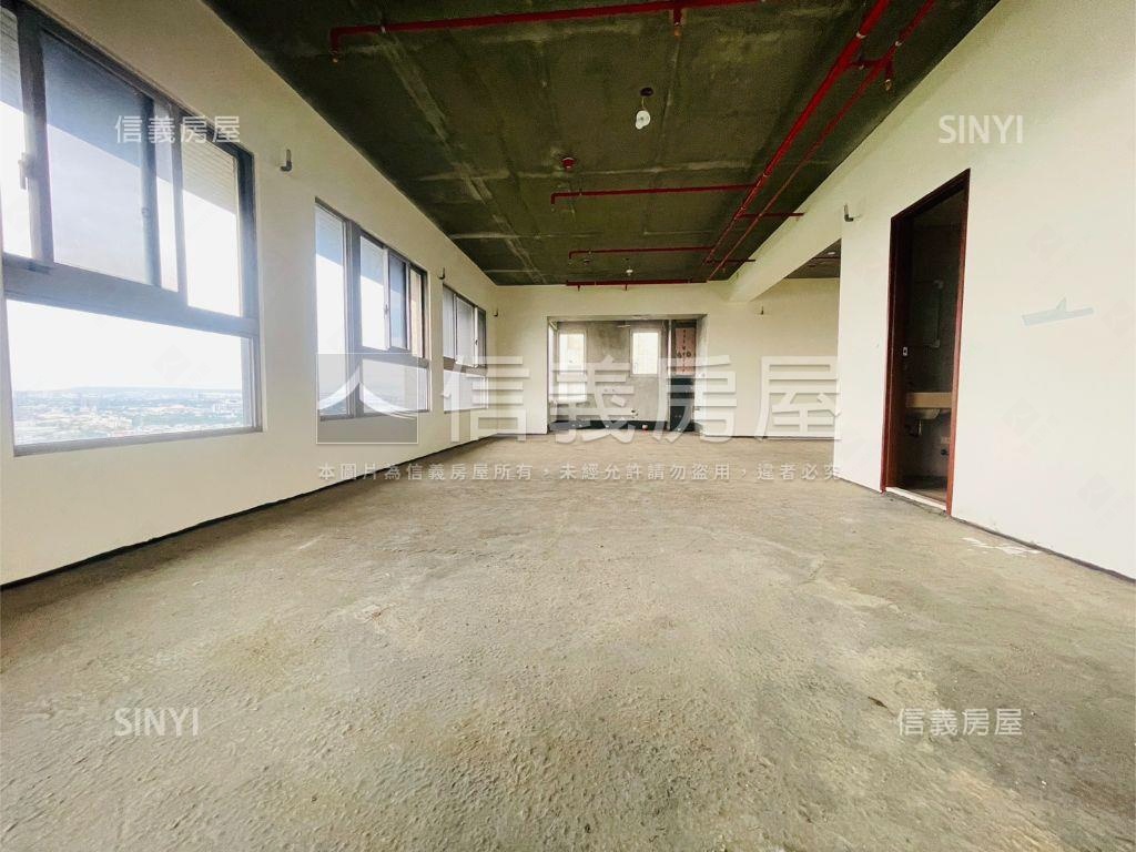 三本公園露臺帝王景觀戶房屋室內格局與周邊環境