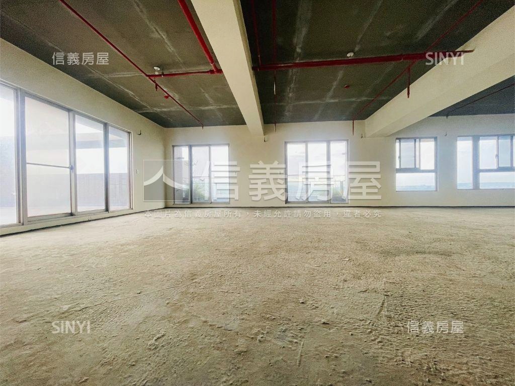 三本公園露臺帝王景觀戶房屋室內格局與周邊環境