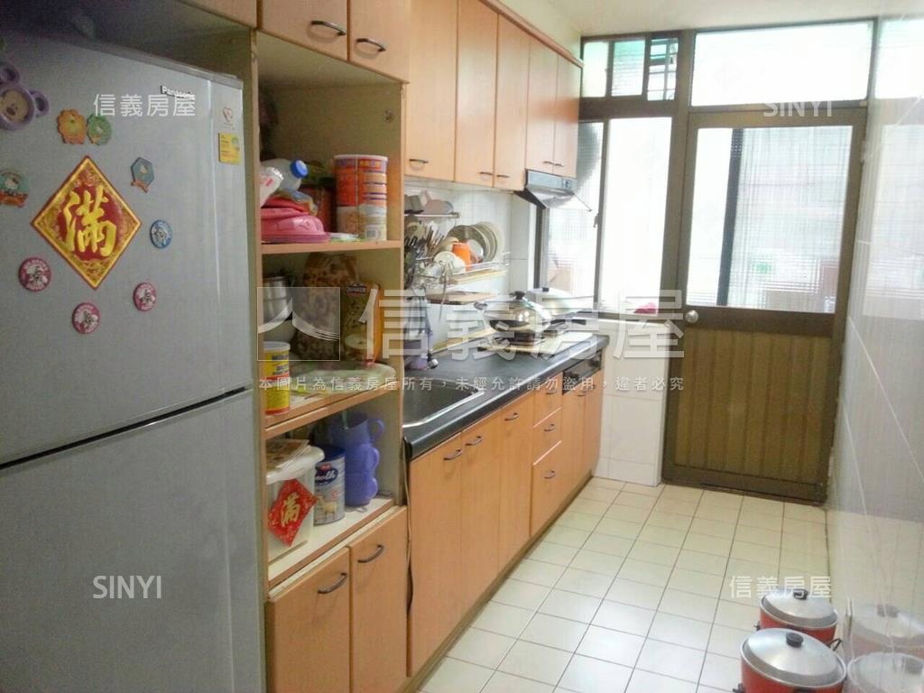 ｛延吉｝公寓４樓房屋室內格局與周邊環境