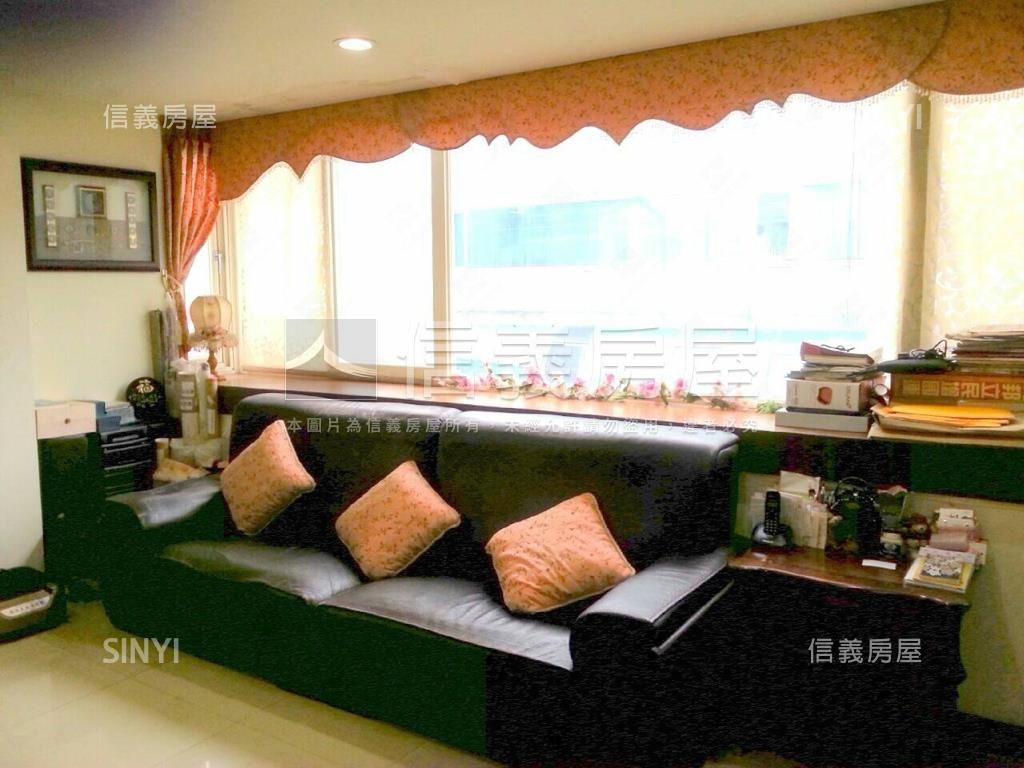 ｛延吉｝公寓４樓房屋室內格局與周邊環境