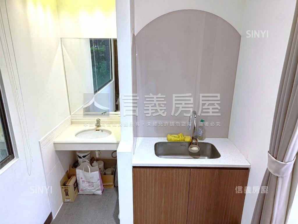 太普ＭＯＭＡ店面有平車房屋室內格局與周邊環境