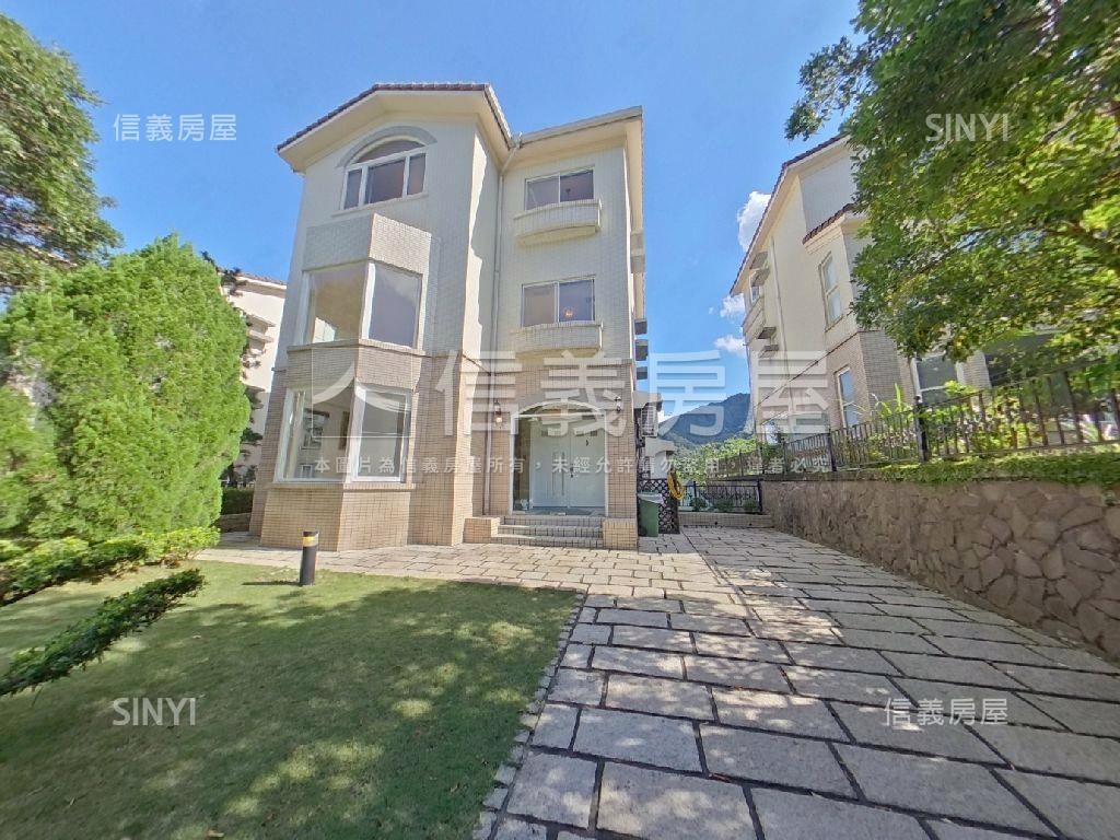 秀岡山莊美極別墅房屋室內格局與周邊環境