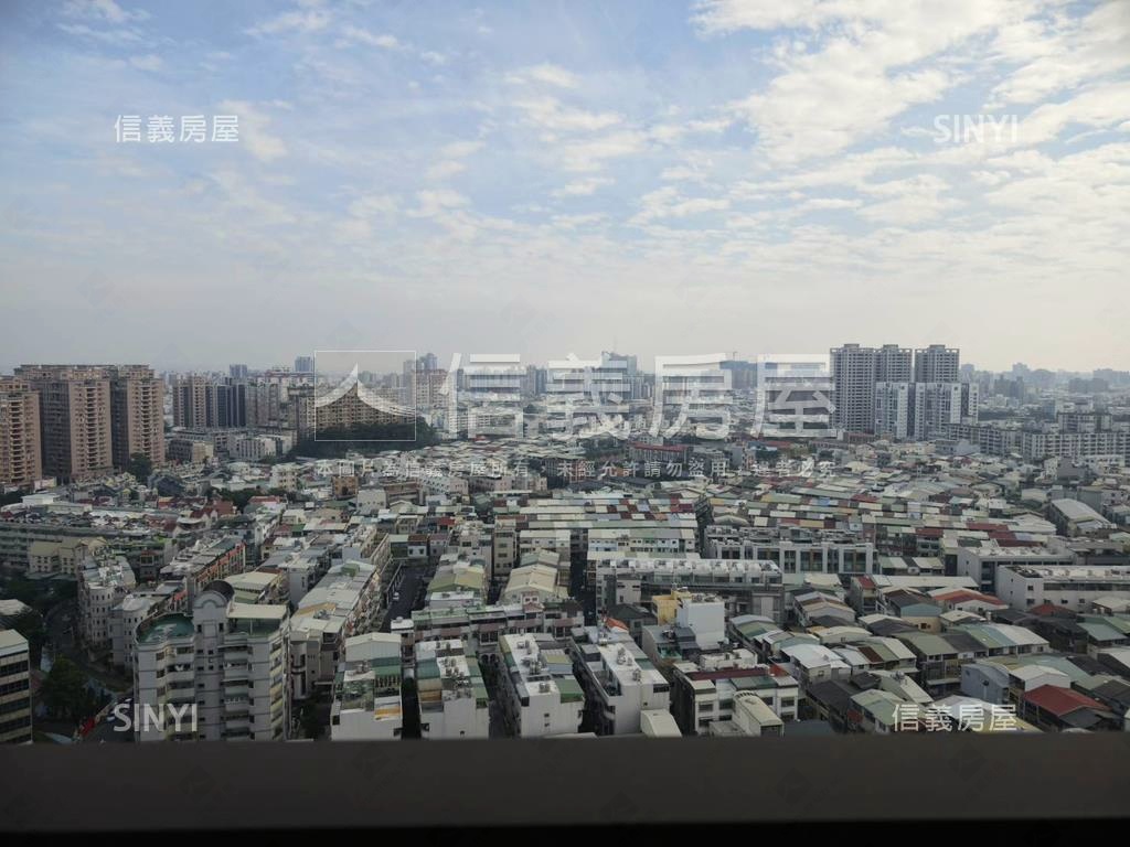 光景雙陽台三房平車生活宅房屋室內格局與周邊環境