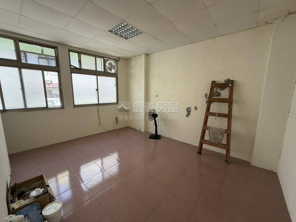 至善置產淺力透天房屋室內格局與周邊環境