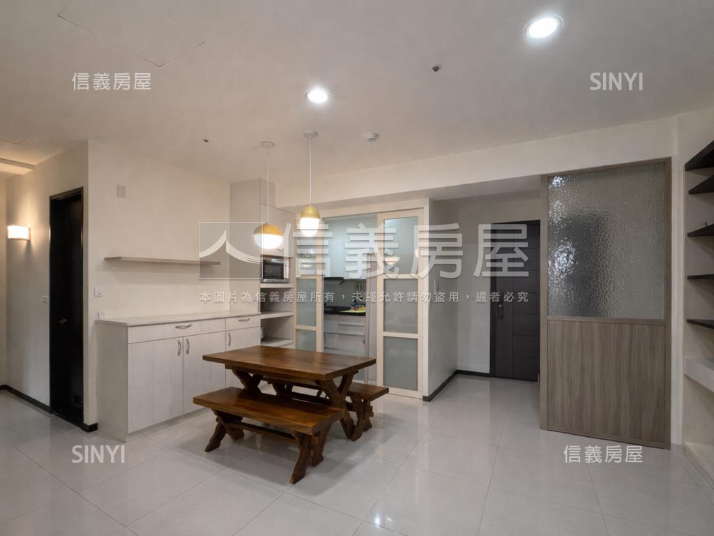 宏觀大器近康乃薾高樓美屋房屋室內格局與周邊環境