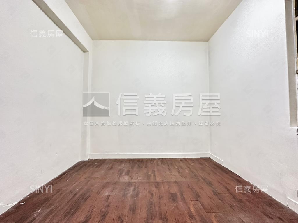 近七張方正３房二樓房屋室內格局與周邊環境